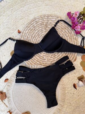 Biquíni Hot Pants Preto com peças